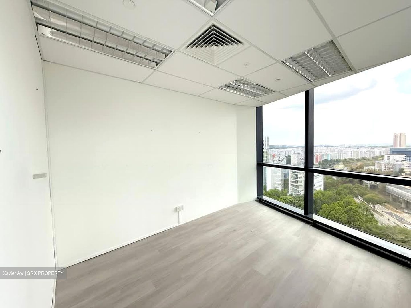 Woods Square (D25), Office #572978831